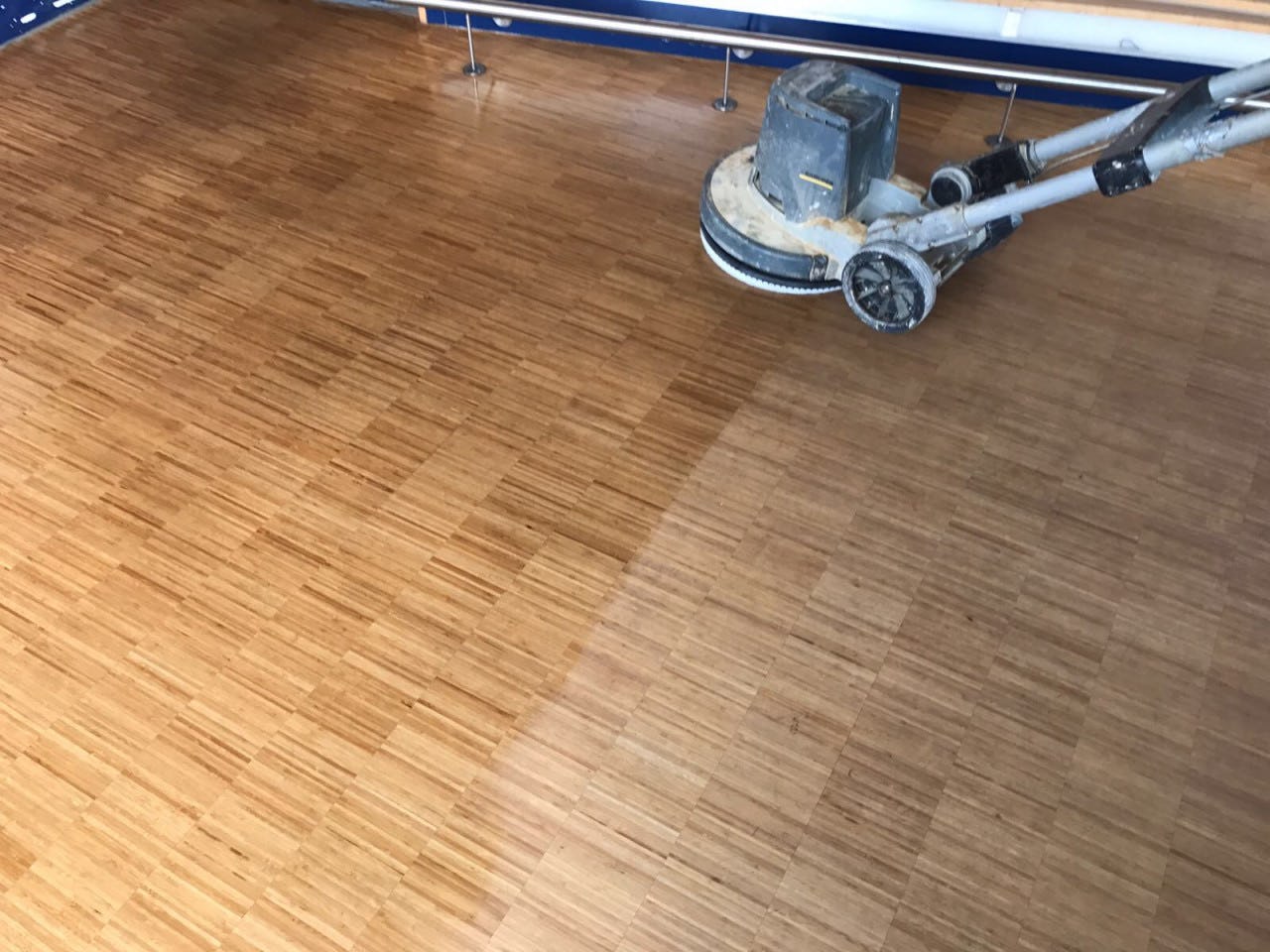 Waarom leidinggevenden ook verstand van vloeren moeten hebben