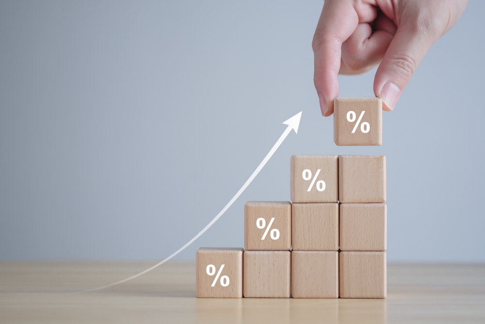 Loonstijging pakt in nieuwe cao-afspraken minder hoog uit