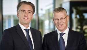 <p>De directie van ISS Facility Services is uitgebreid met Edu Peek (links) en Mark Keur.</p>
