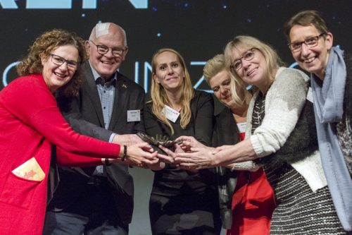 <p>(C)Roel Dijkstra-Vlaardingen – Foto Dennis Wisse</p>
<p>Jaarbeurs Utrecht / Dag van Gastvrijheid / uitreiking van de Gastvrijheidszorg Awards</p>
