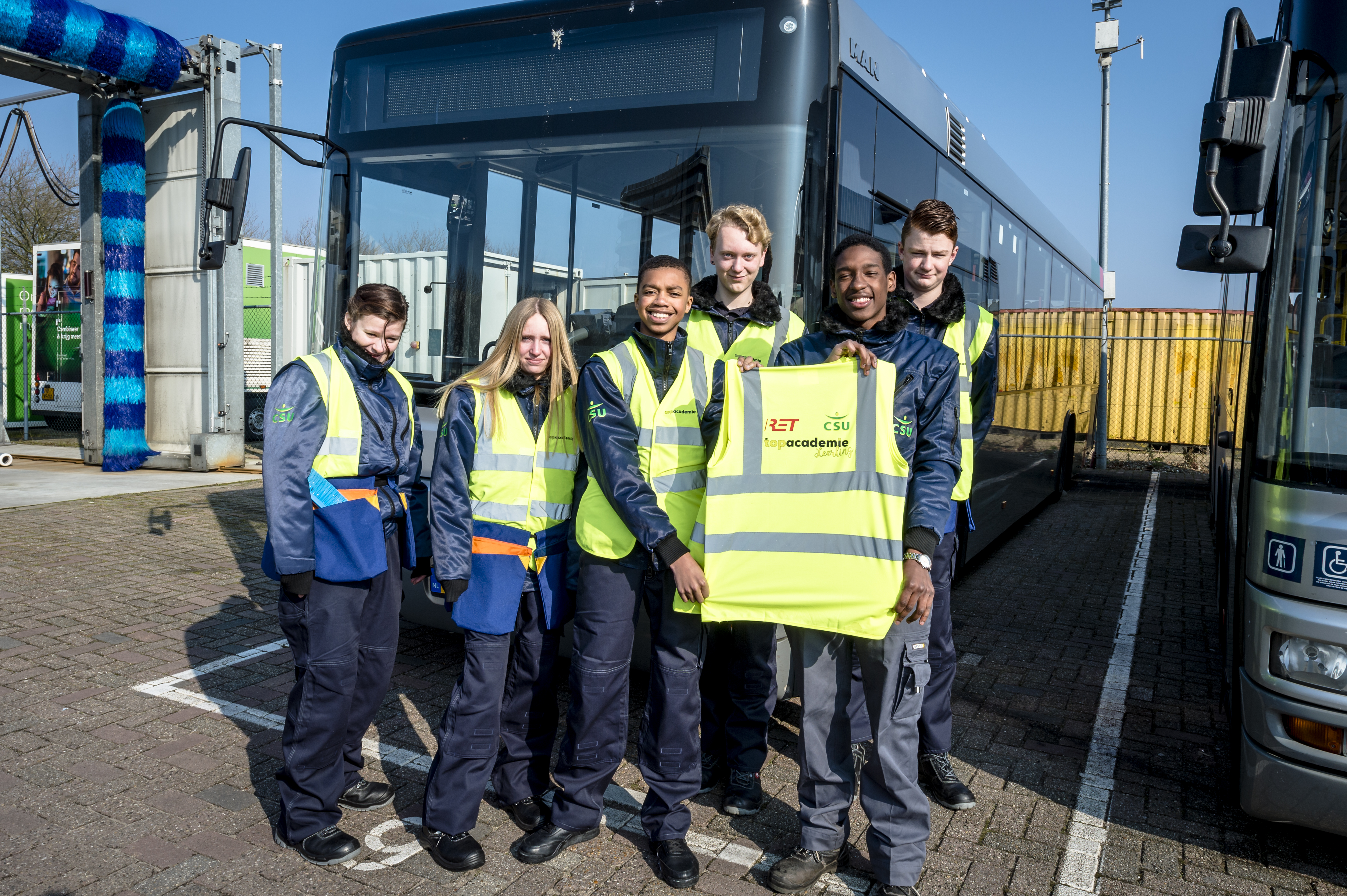 <p>Kick off Top Academie CSU en RET. Met o.a. Rotterdamse wethouder Sven de Langen en directeur RET Maurice Unck</p>
