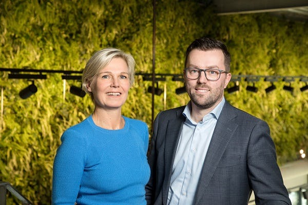 <p>Salla Lardot en Rob Grevenstette van Drees & Sommer over de werkomgeving 2.0</p>