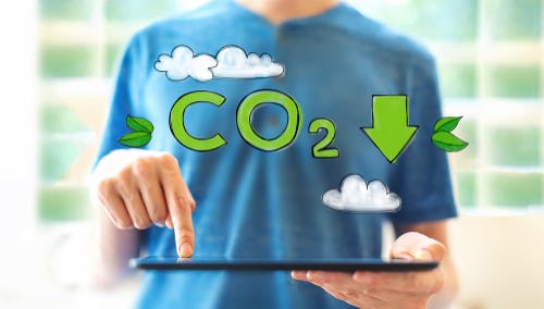 Uitstel CO2-rapportageplicht voor reizende medewerkers