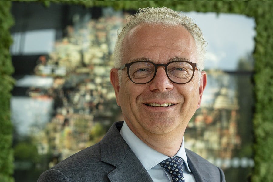 John van Hoof : "Schoonmaak wordt nog weleens te veel als transactie gezien. Dan heb je een heel beperkte invulling van de schoonmaaktaak.”