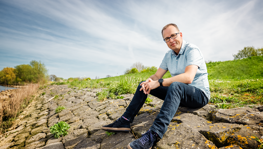 Job Heerink, Regisseur Services bij Waterschap Hollandse Delta: ‘Bij alles wat we de komende tijd doen in het kader van hybride werken monitoren we of het werkt'. 