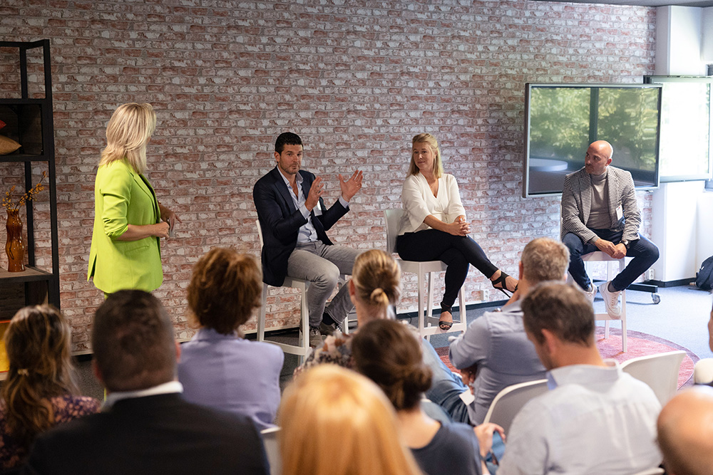 Van links naar rechts: dagvoorzitter Suzan Vink, Daaf Serné, Anna Casemier en Jan Willem van de Sande
