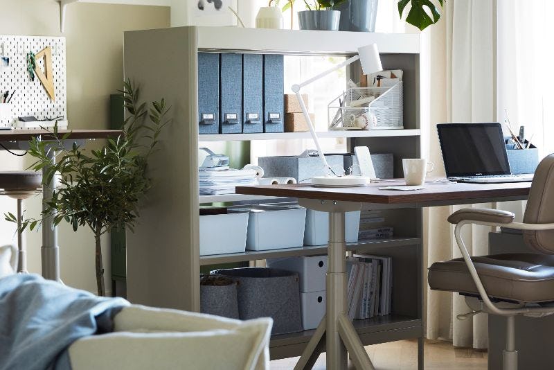Zo regel je ook thuis een goede werkplek voor je medewerkers