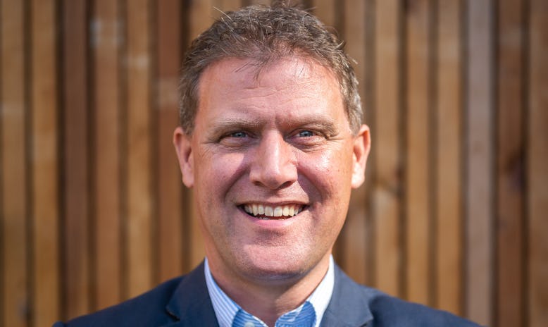 Michel Tobé