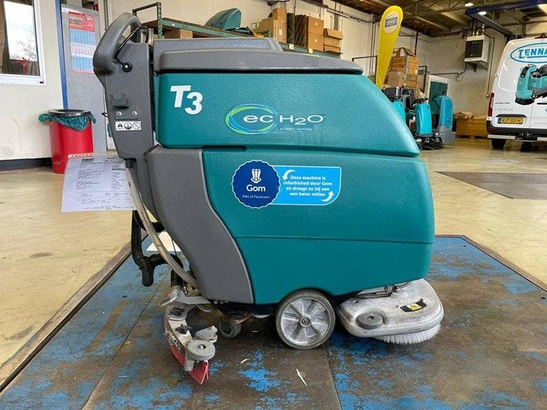 Gom en Tennant refurbishen schoonmaakmachines