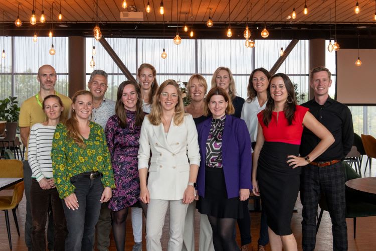 De FM Buyer Group bestaat uit publieke en private organisaties.