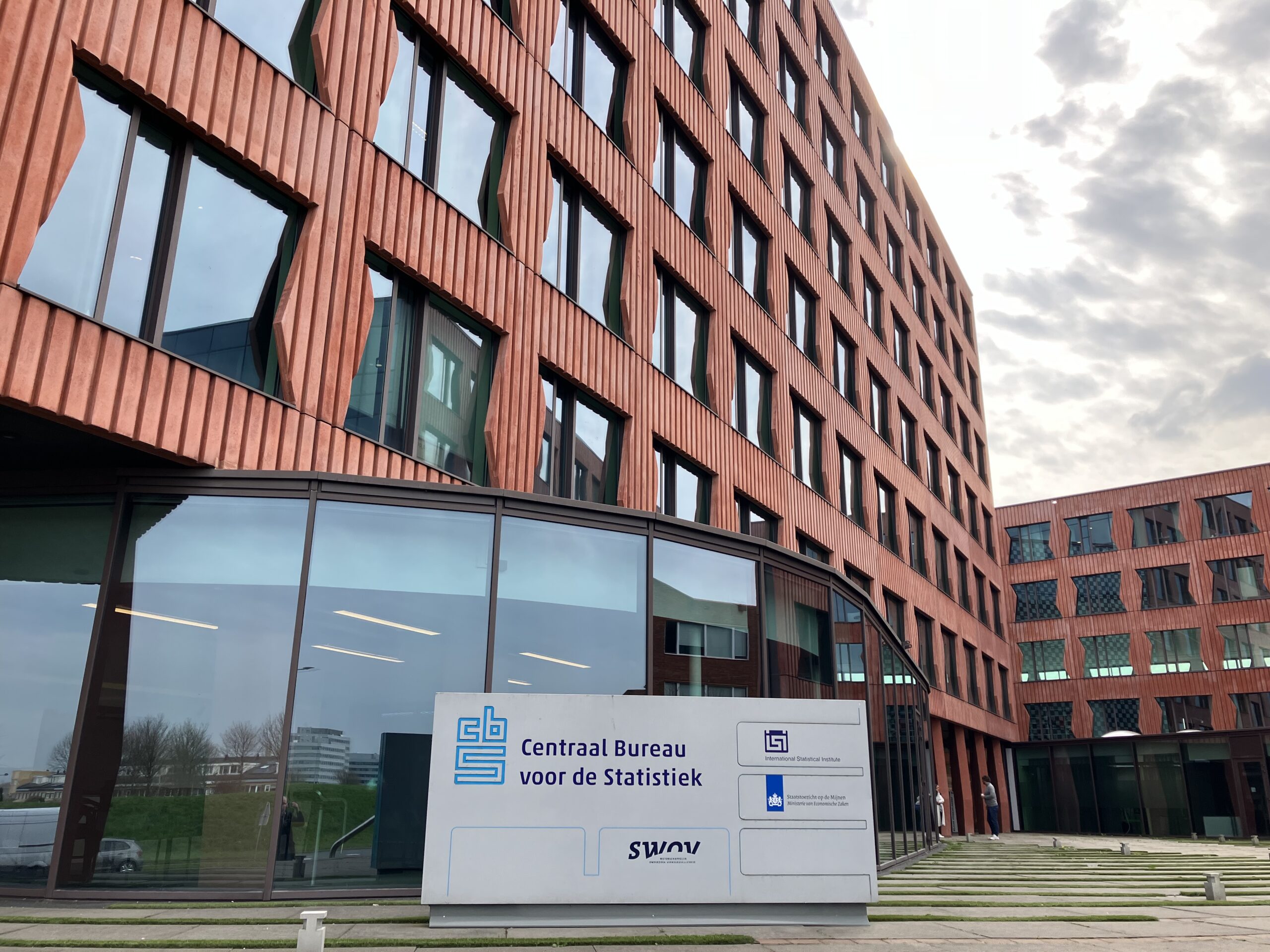 Het kantoor van het CBS in Den Haag, per eind 2024 ongeveer 20.000 m2 groot.