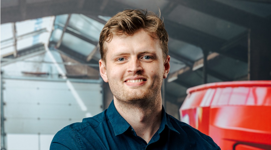 Stefan Kleer, Facility Officer bij Lely