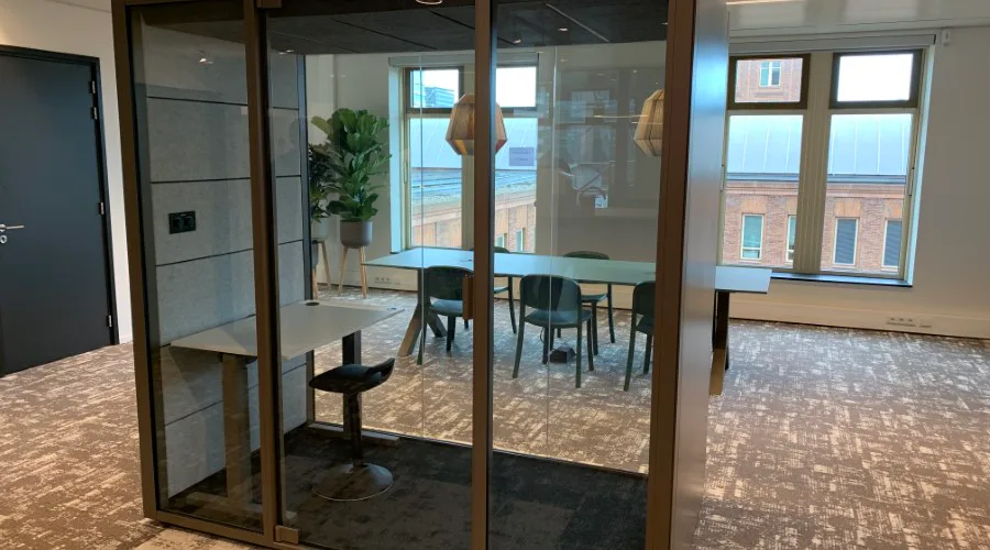 Ruimteboek RVB: 250 pagina's met facilitaire en functionele eisen aan rijkskantoren