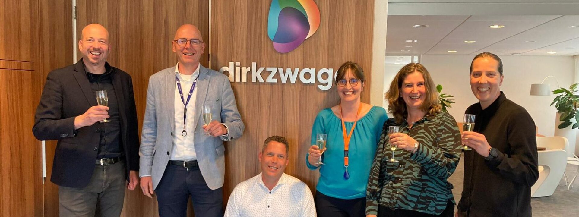 Vlnr: Dave Vos (EW), Rob Janse (EW), Armand Luitwieler (SMC), Adrienne Segeren (Dirkzwager), Ilze de Vries (EW), Brenda de Krosse (EW)