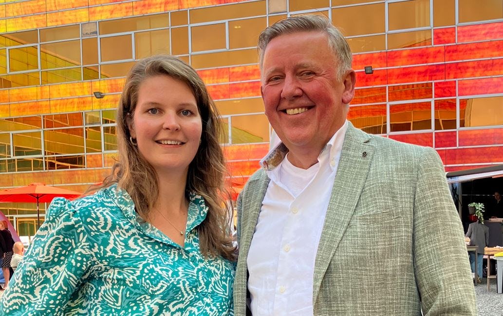Implementatieadviseur Iris de Bruin en Gunther Buxtorff, opdrachtgever en Productmanager Ontmoeten en Voeden, beide van het CFD.