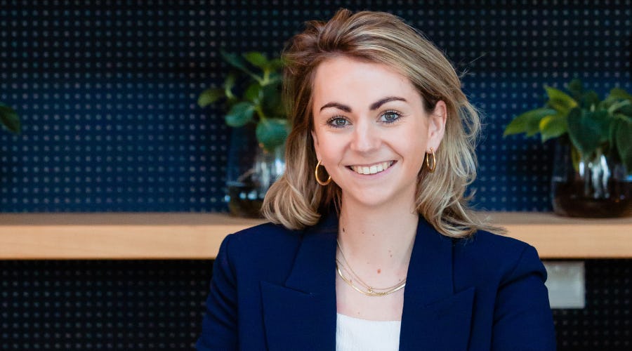 Chelsea Noordermeer, Hospitality Consultant bij Contrast Facility+Hospitality