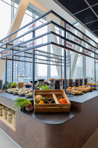 Koude uitgifte bedrijfsrestaurant (beeld: Rylana van de Marel)
