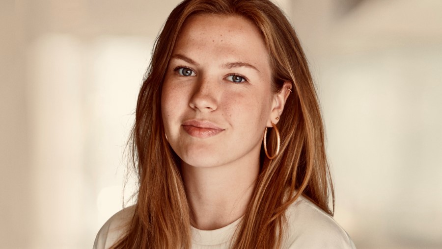 Emma Agricola, diversiteit en inclusie specialist, spreker, dagvoorzitter, trainer en generatie-expert.

