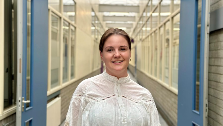 Britt Derksen, medewerker Facilitaire Zaken en Inkoop bij sociaal ontwikkelbedrijf Laborijn