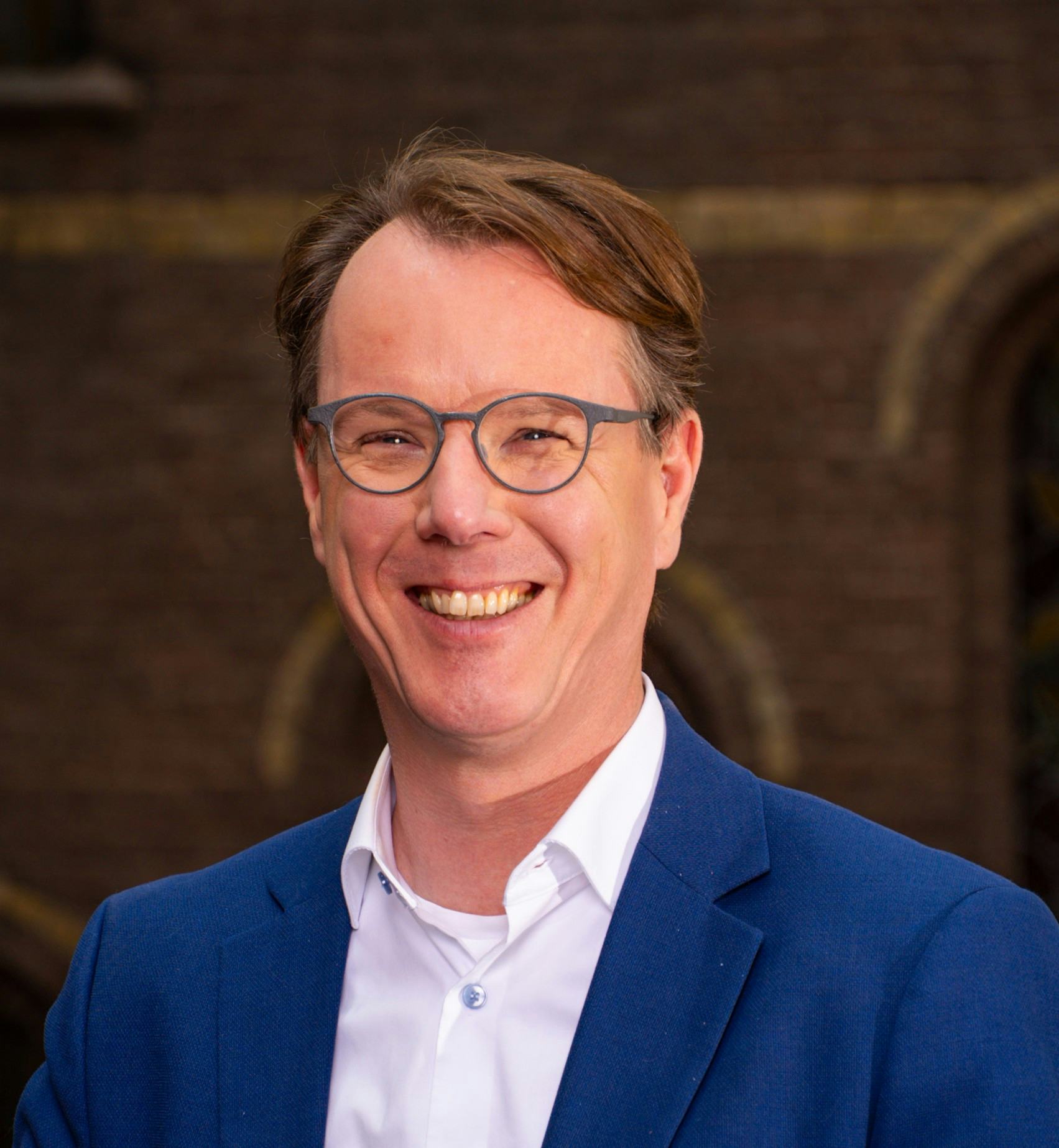 Wanneer een zieke werknemer niet meewerkt: hoe jij als werkgever regie houdt (blog Angelo Wiegmans)