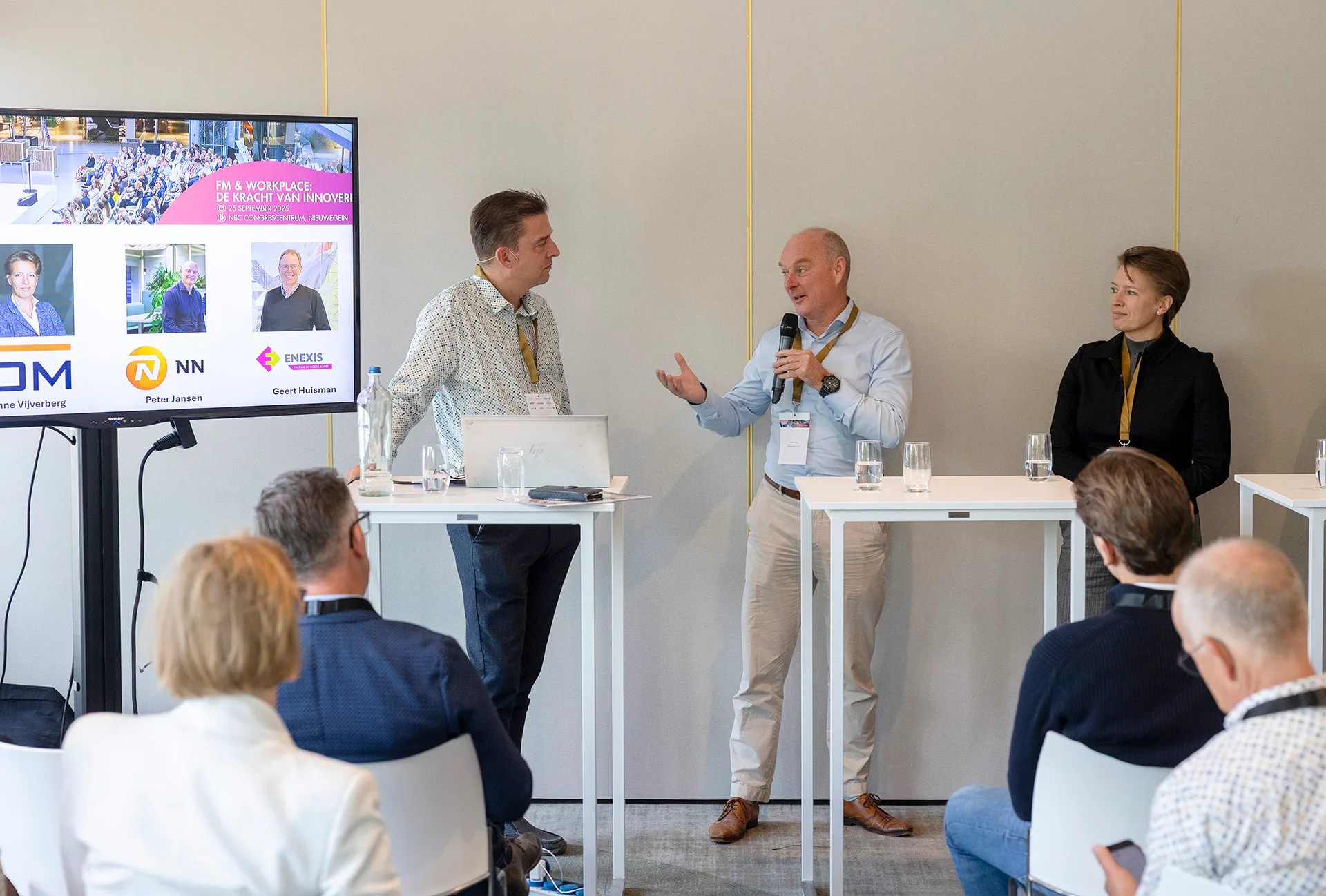 Rondetafel Strategisch Huisvesten Facto Congres 2025 (vlnr: Jaap Kloos, Peter Jansen, Yvonne Vijverberg, Willem van der Kolk en Geert Huisman) beeld: Herbert Wiggerman