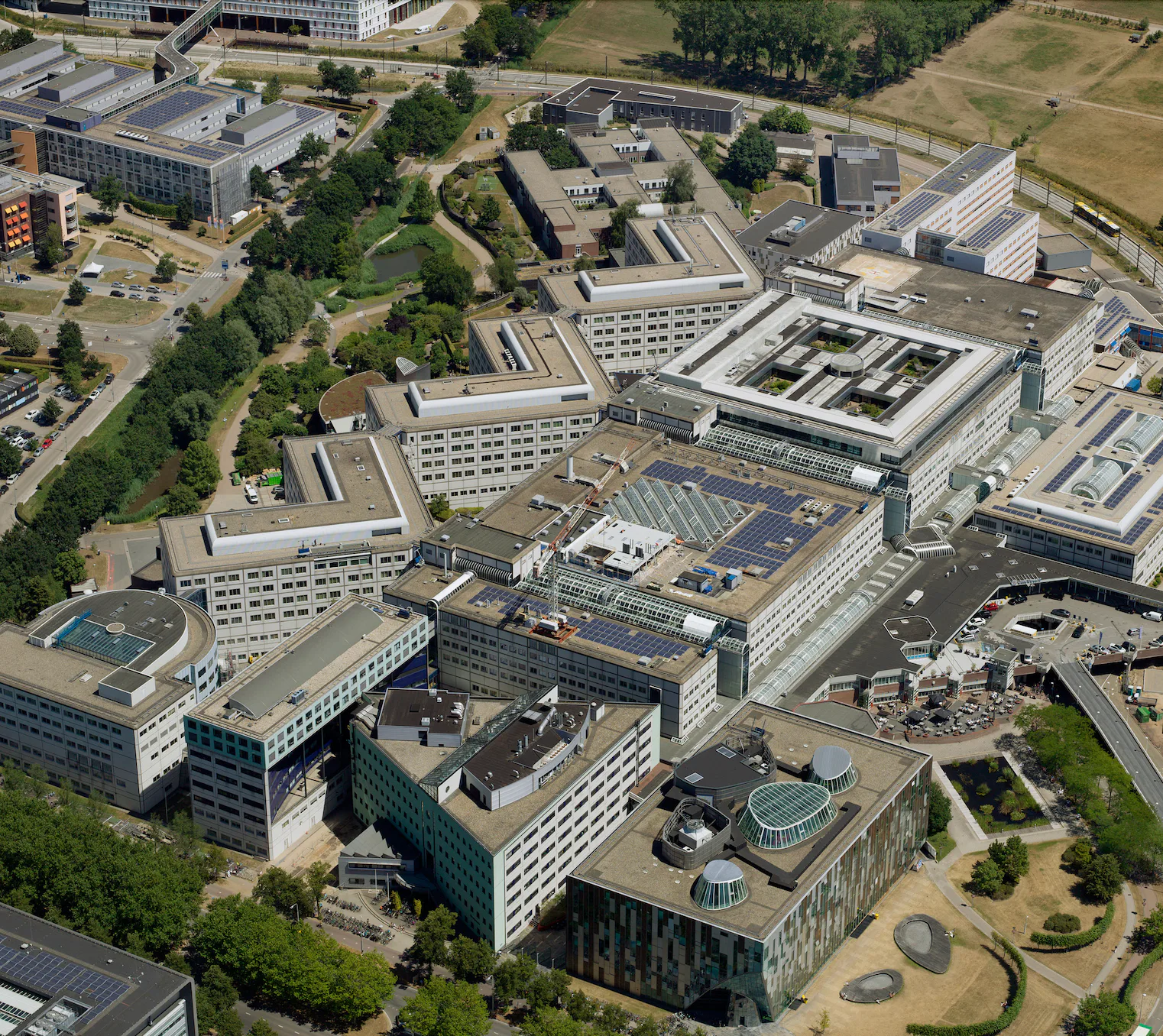 Dronefoto van het volledige UMC Utrecht. Beeld door UMC Utrecht