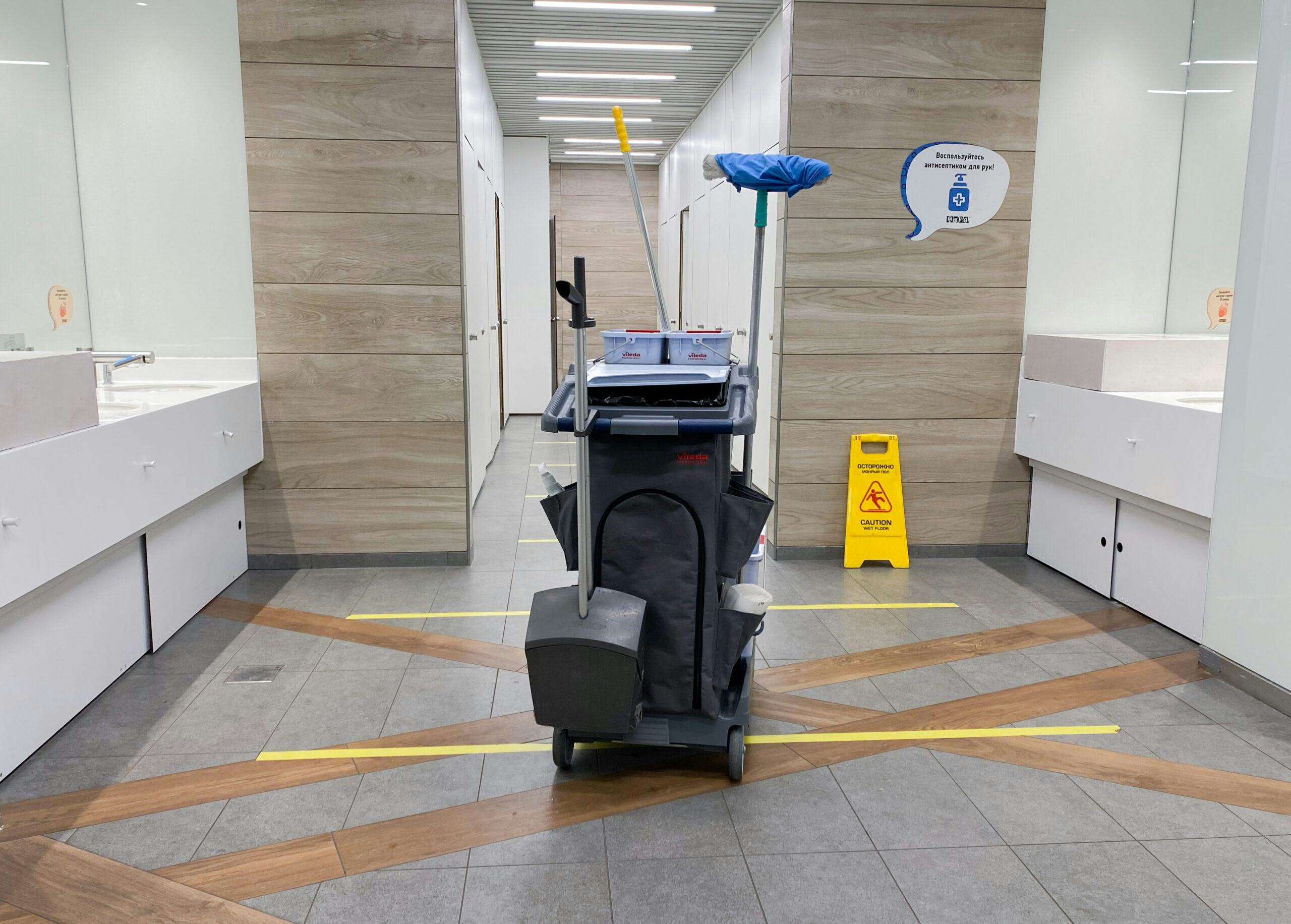 Slechte toiletbeleving jaagt klanten weg, blijkt uit onderzoek Tork