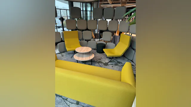 Diversiteit aan werkplekken is belangrijk, zoals hier in het Rijkskantoor in Assen. Beeld door Paul Pegels