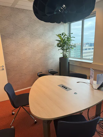 Diversiteit aan werkplekken is belangrijk, zoals hier in het Rijkskantoor in Leiden. Beeld door Paul Pegels