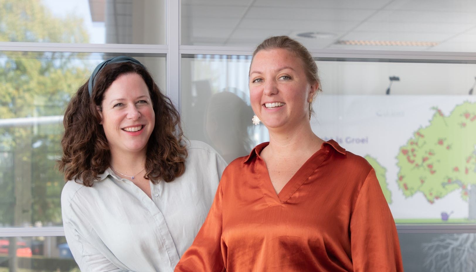 Tirza Dingelstad (links) met Gwen de Gouw