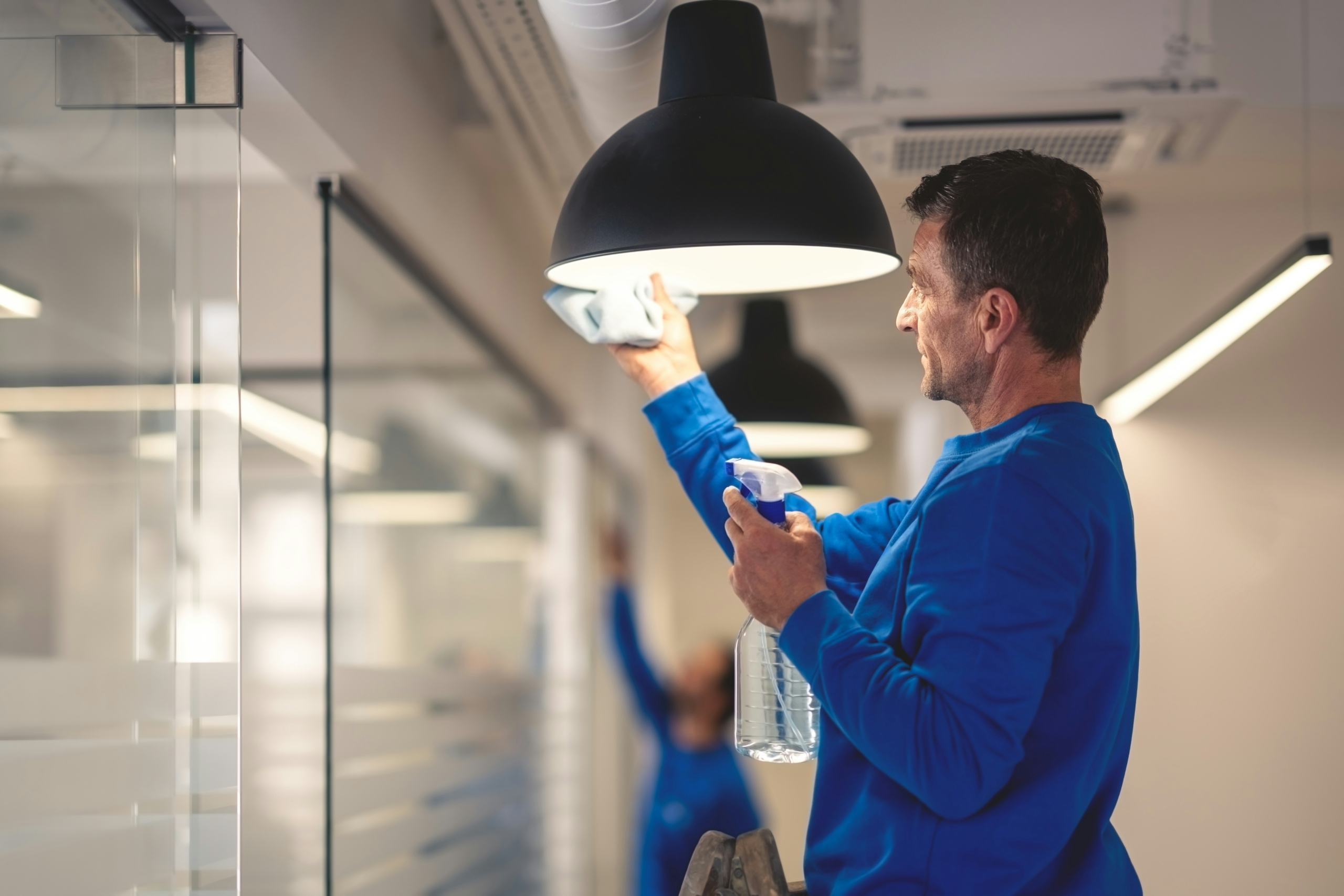 Asielzoeker met grote kans op vergunning kan al na drie maanden werken