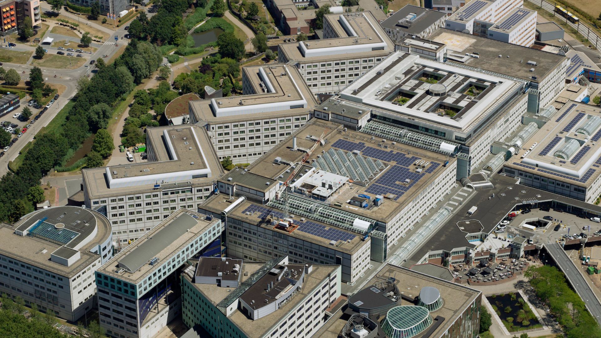 Dronefoto van het volledige UMC Utrecht. Beeld door UMC Utrecht