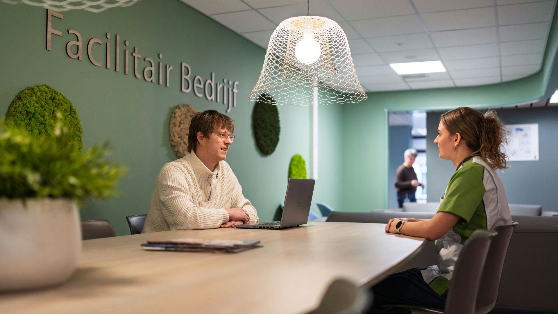 Door de schoonmaak in te besteden sluit de afdeling nauwer aan op het primaire proces. Foto door Harmen van der Vaart