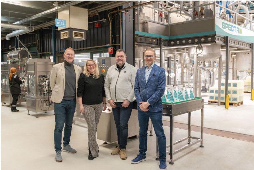 Spectro neemt De Poetsprof over