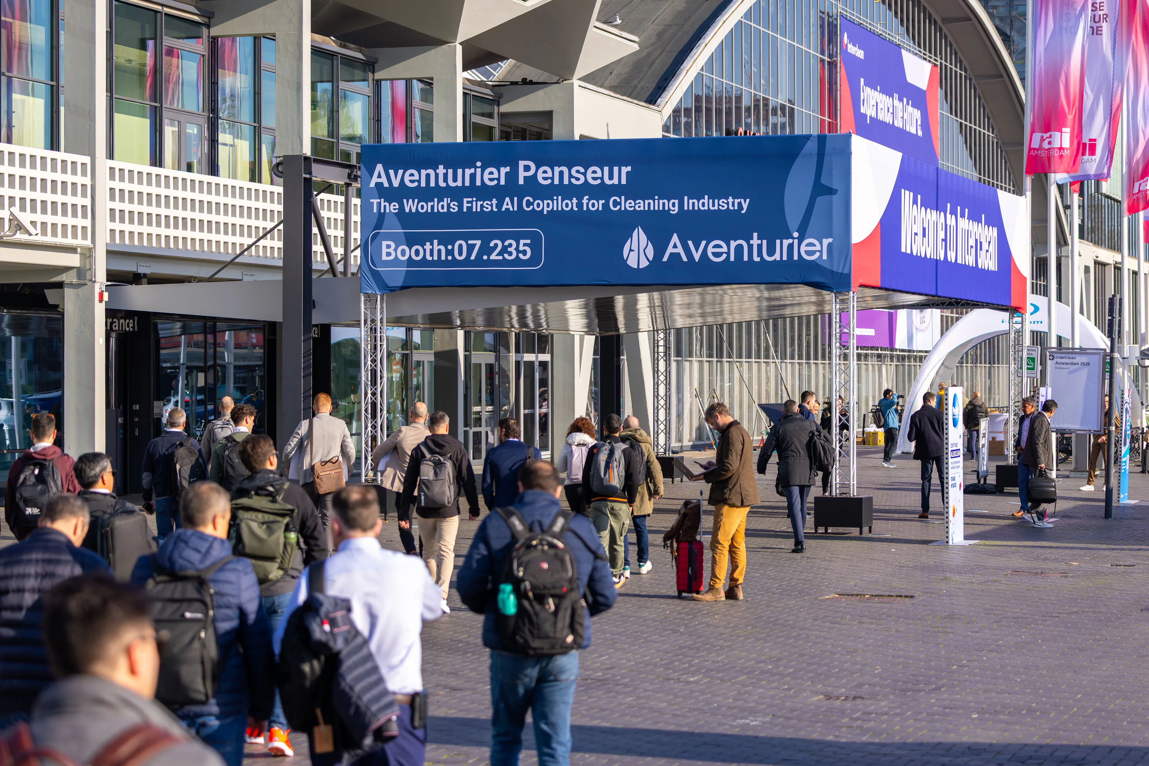 Innovaties dag 2 Interclean: tabletten probiotica, autonome veegmachine en 'de kracht van water'