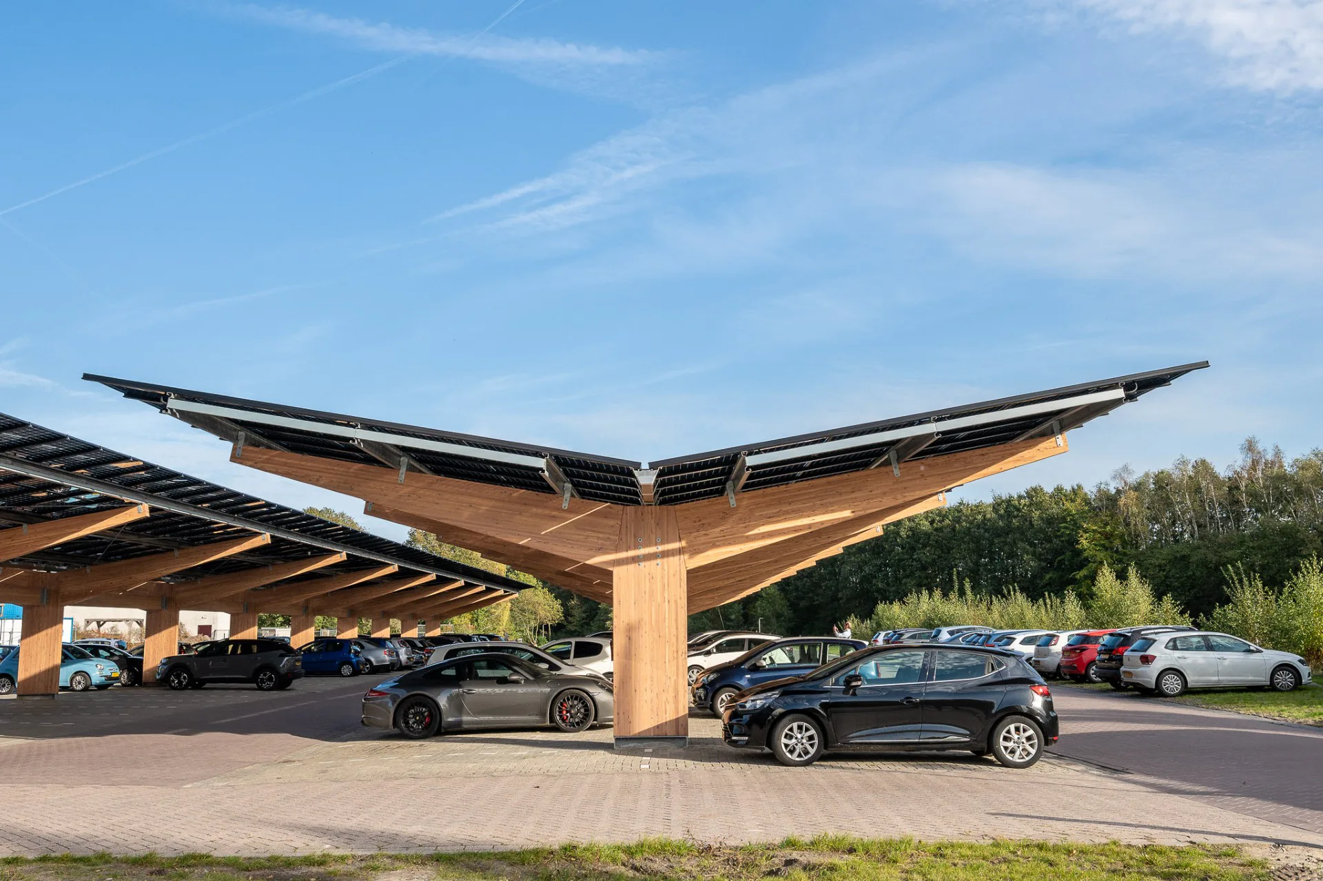 Beeld: zonnecarport van Nij Smellinghe.