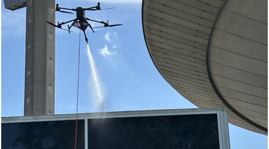 Schoonmaak niet innovatief? Robotschoenen, ultrasone reiniging en drones bewijzen het tegendeel 