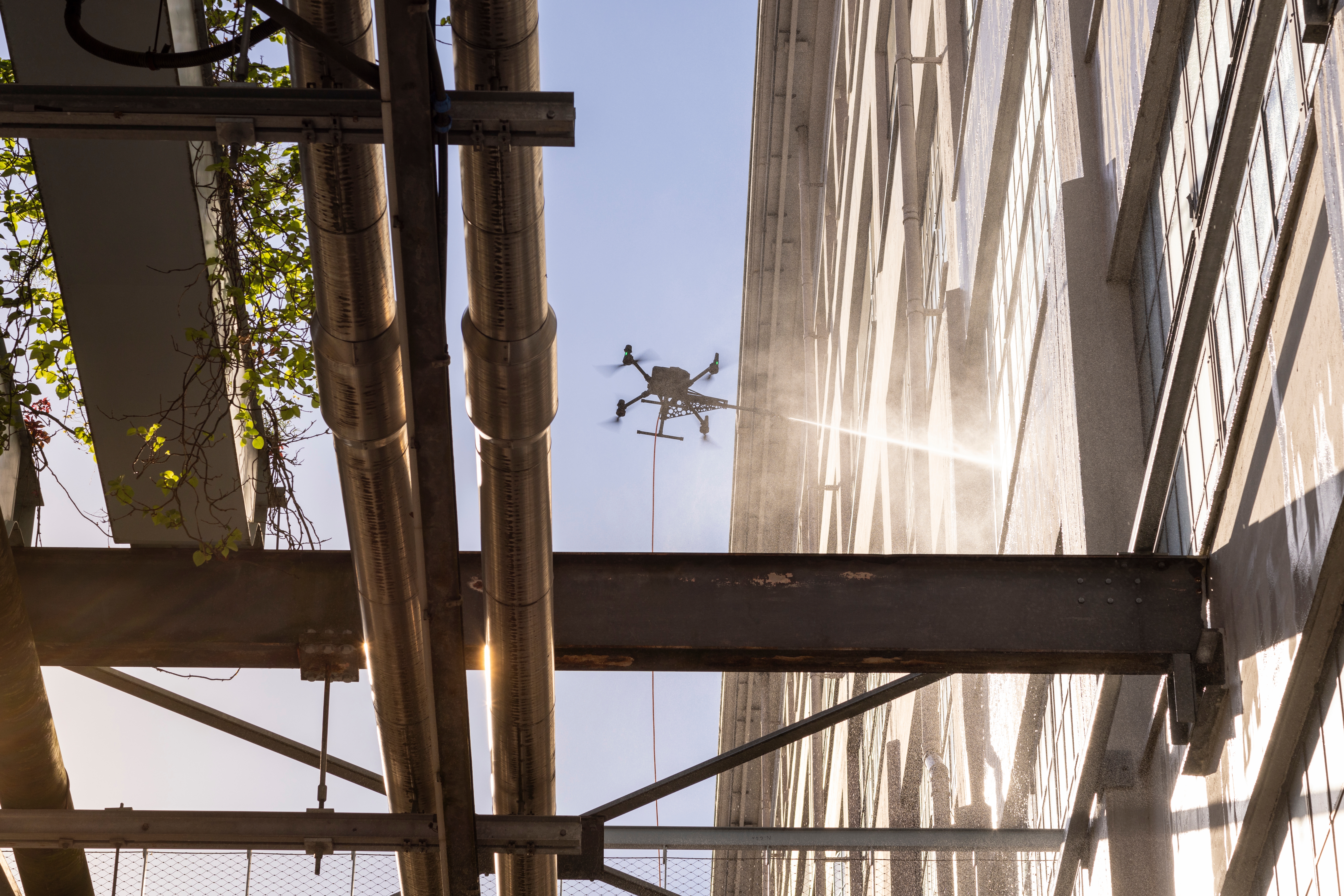 Gezien in de media: Vebego zet drones en robots in voor schoonmaakwerk