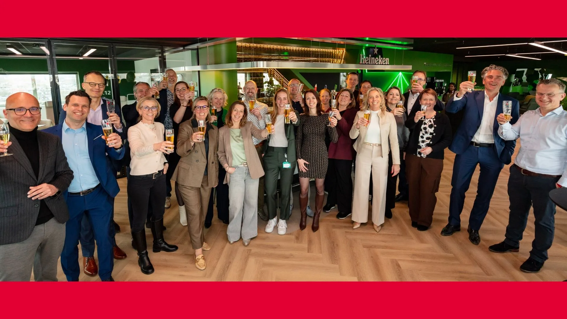 Ondertekenmoment Vested-overeenkomst Heineken en ISS (beeld: Tim Eshuis)