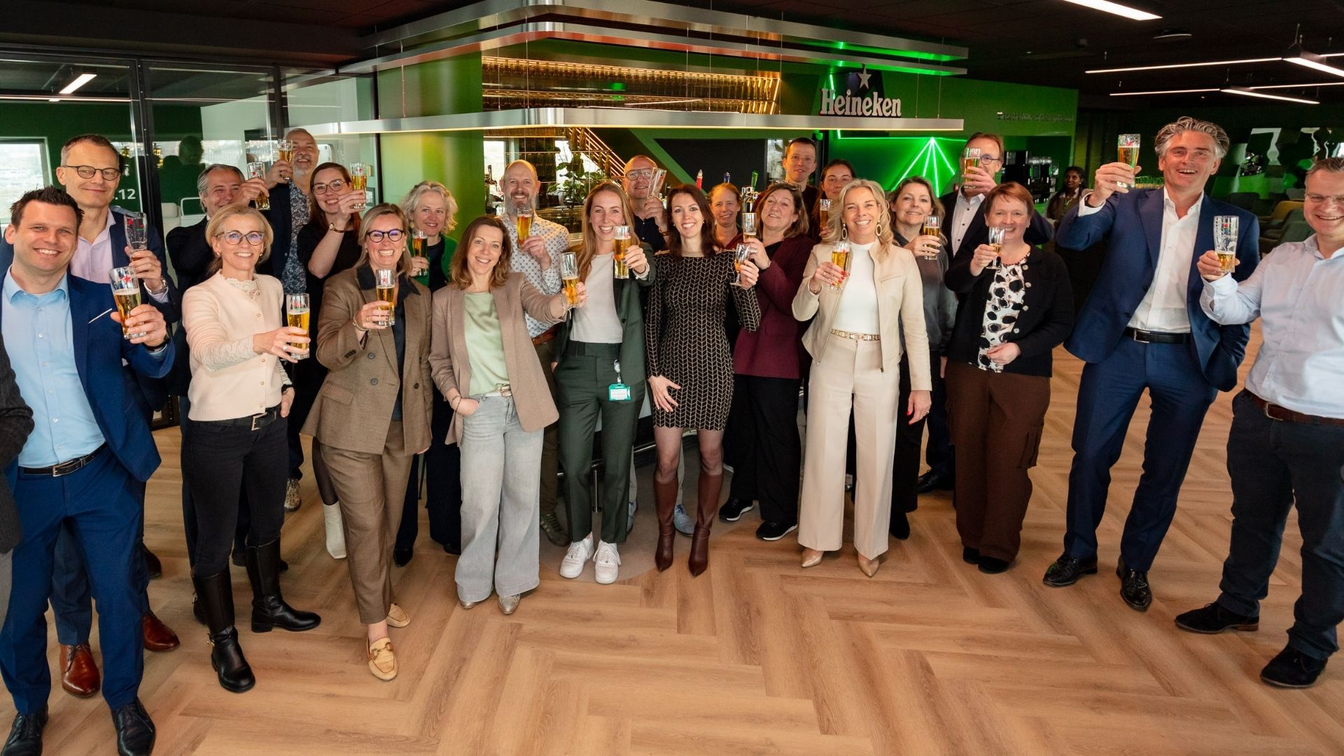 Ondertekenmoment Vested-overeenkomst Heineken en ISS (beeld: Tim Eshuis)
