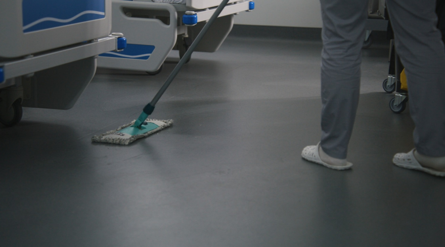 Slimme technologie verandert schoonmaak in ziekenhuizen